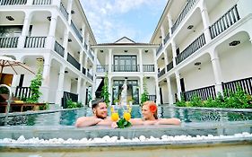 Osaka Boutique Villa